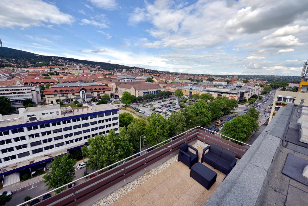 Panoráma City Apartman Pécs Exterior foto