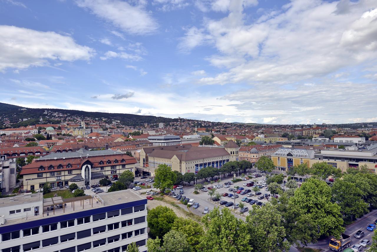 Panoráma City Apartman Pécs Exterior foto