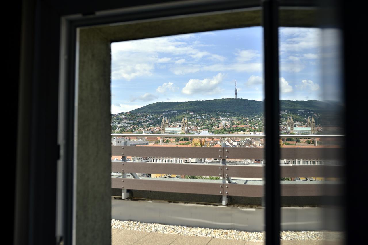 Panoráma City Apartman Pécs Exterior foto